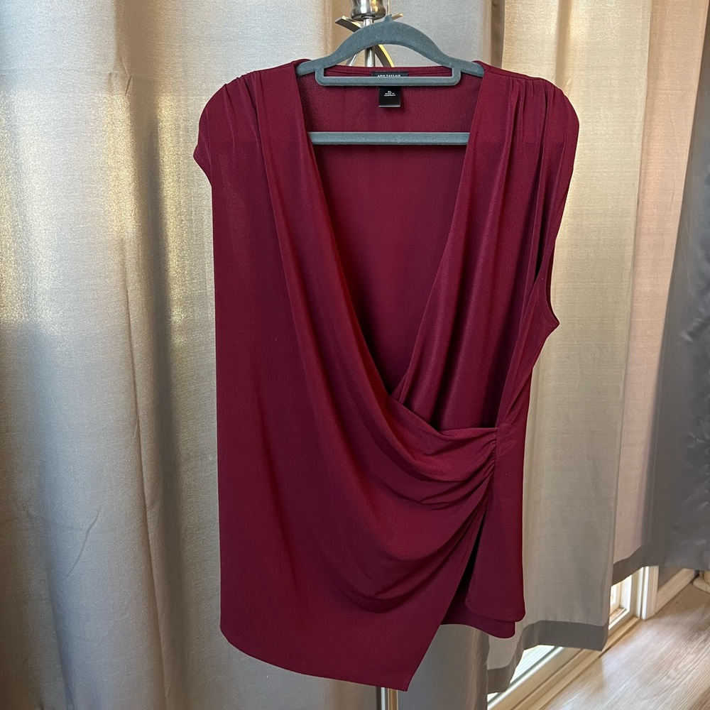 Ann Taylor Top XL